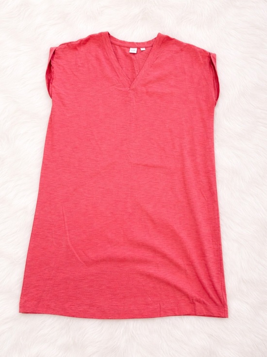 GAP Dresses & Skirts - GAP Coral-Red V-Neck Cap-Sleeve Tunic Dress